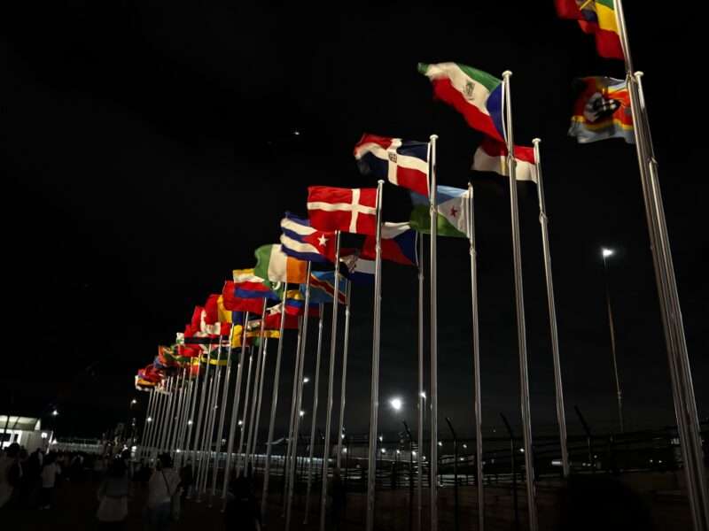 大阪万博２０２５の各国の国旗