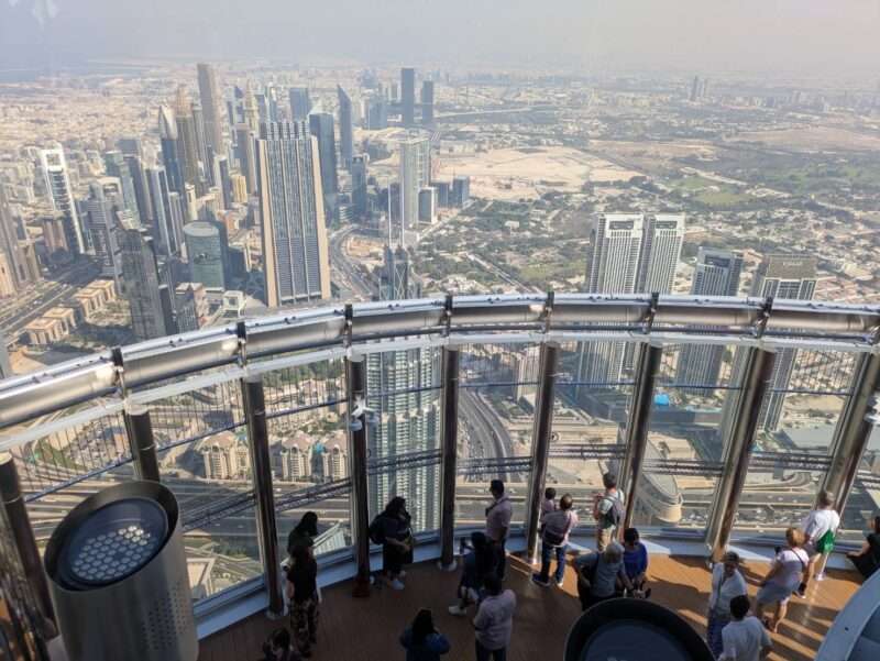 ドバイのブルジュハリファの展望台