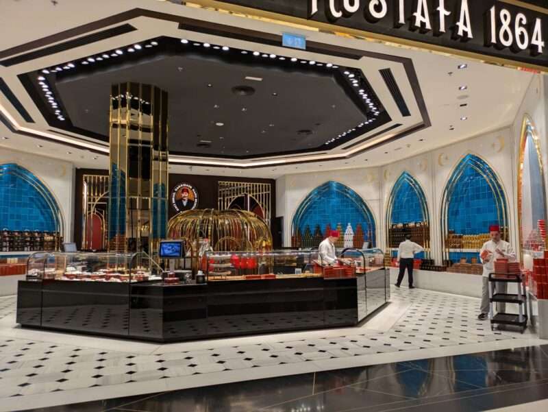 ドバイモールのお店