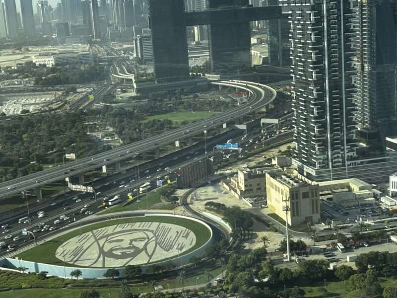 ドバイフレームからみた景色