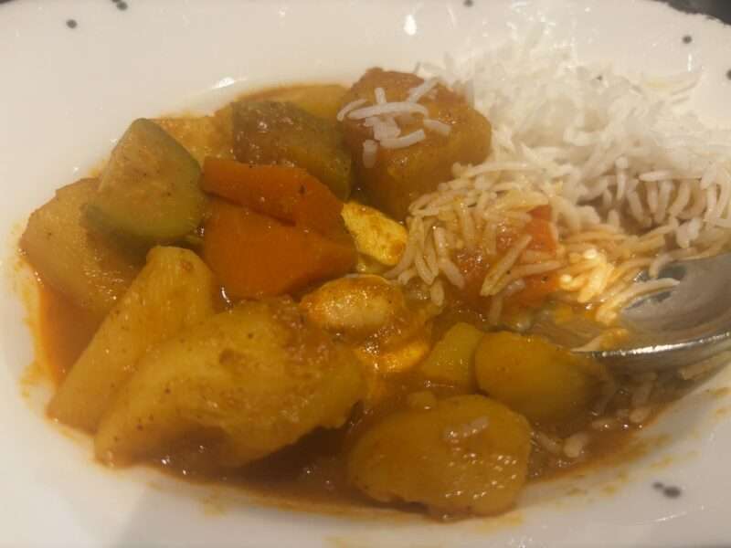 ドバイのレストラン「アシーラ」の食事