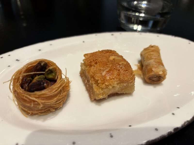 ドバイのレストラン「アシーラ」のデザート