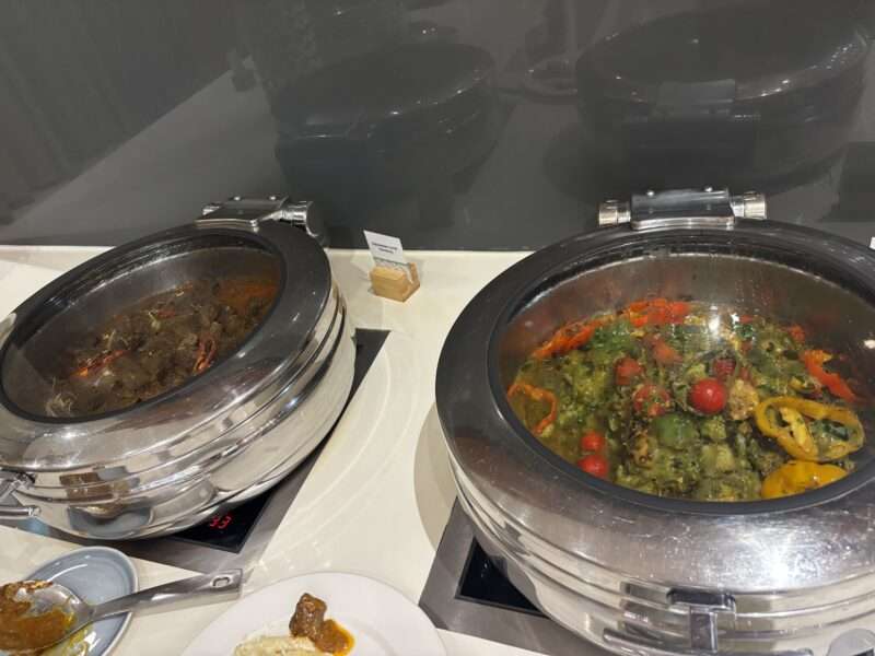 アブダビのレストラン「レモンラウンジ」の料理