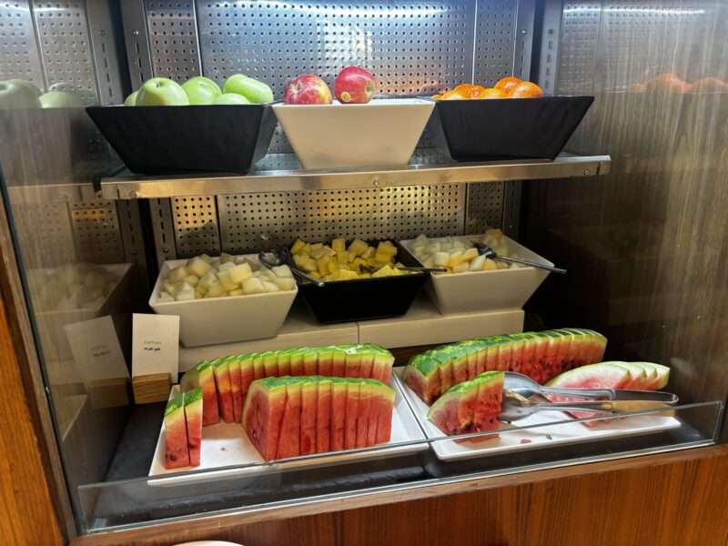 ダブルツリー・バイ・ヒルトン・ドバイ・アルジャダフのビュッフェ