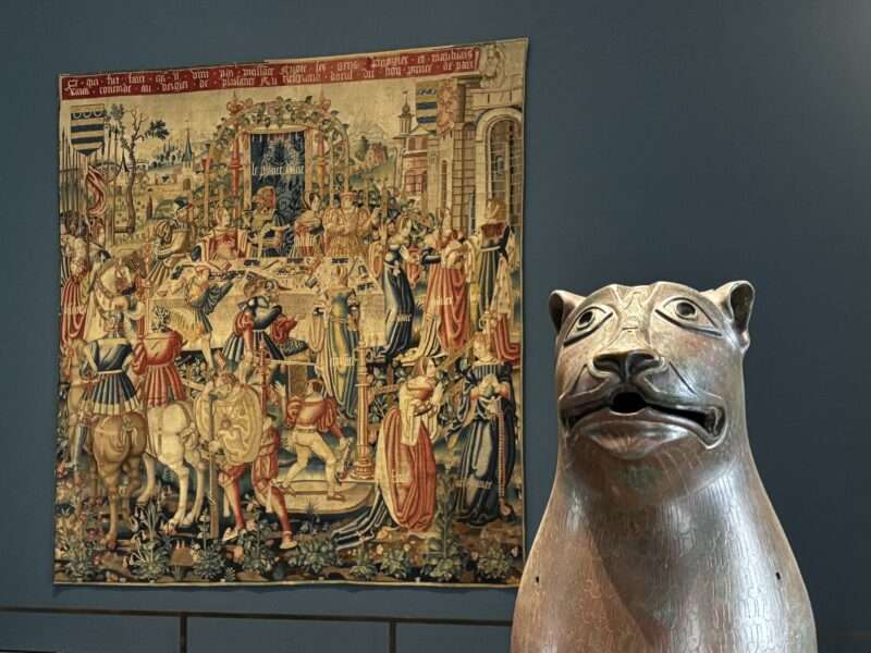 アブダビ・ルーブル美術館の展示品