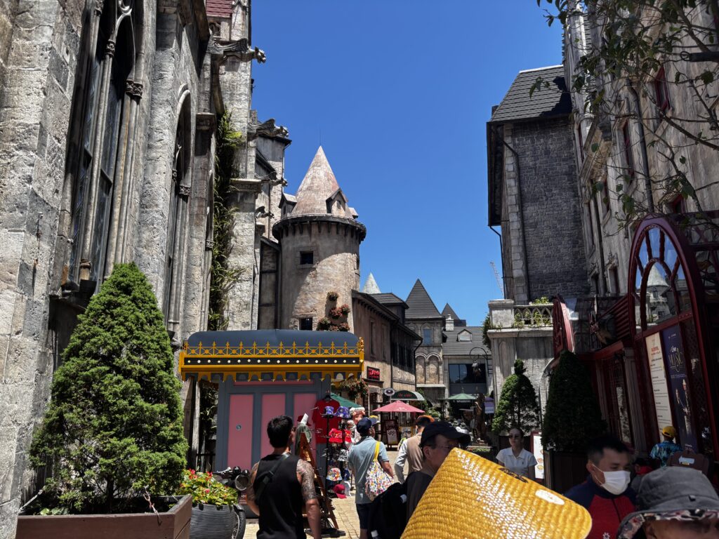 バーナーヒルズフランス村