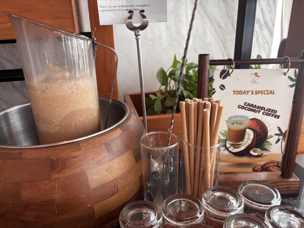ベトナム・ヴォコ マ ベル ダナンホテルの朝食のコーヒー